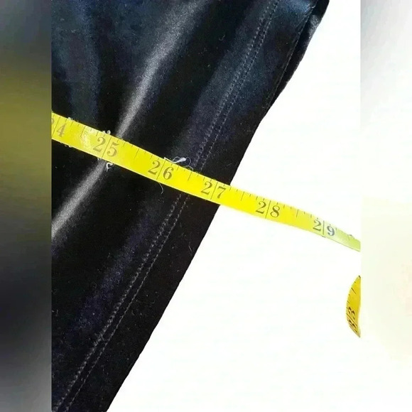 Lane Bryant Black Micro-Beaded Floral Velveteen Formal Wrap Blouse Top 22-24 - Picture 7 of 7